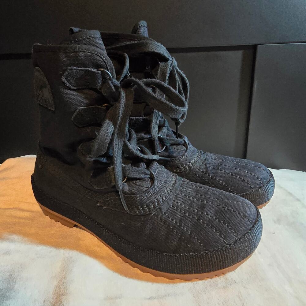 Sorel‎ black canvas lace up combat style boots size 6
